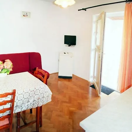 Apartments By The Sea Pag - 6448 Pag Town